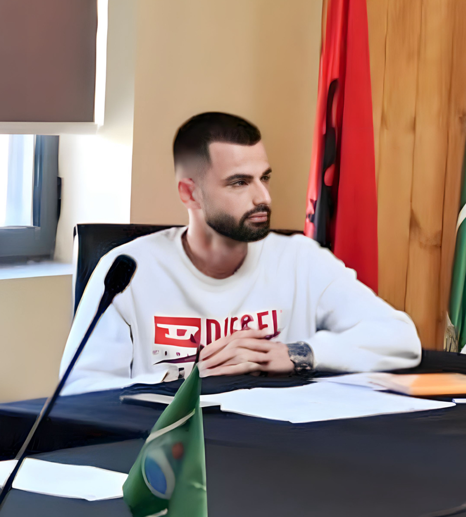 Xhavit Dushku